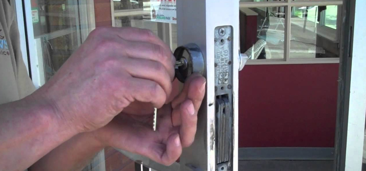 commercial door lock repair La Quinta